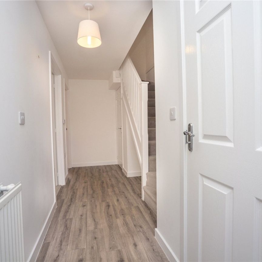 Fairford Road, - Photo 1