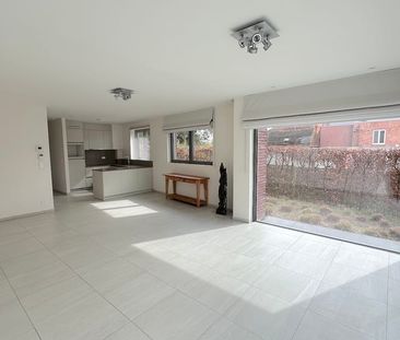 Appartement te huur - Foto 2