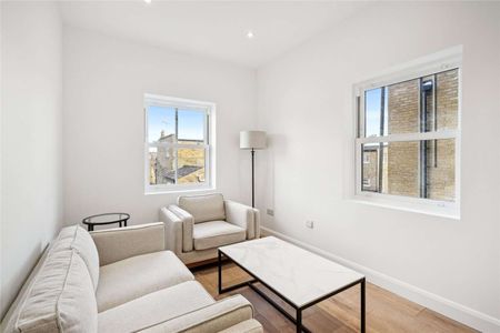 A modern two bedroom apartment located close to Clapham Junction. - Photo 3