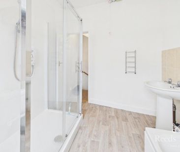 2 bedroom terraced house to rent - Photo 6