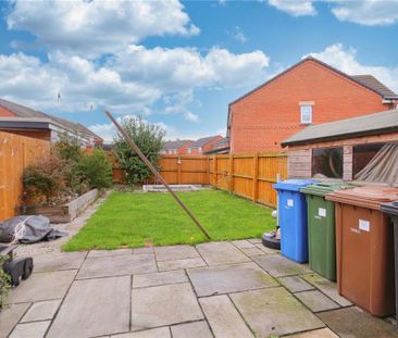 3 bedroom semi-detached house to rent - Photo 3