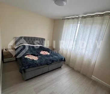 Casa la prima inchiriere, 5 camere, 3 bai, curte de 350mp- Dezmir - Fotografie 3