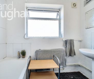 4 bedroom terraced house to rent - Photo 3