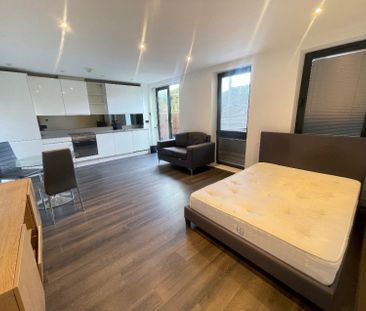 Granville Road, London - Photo 1