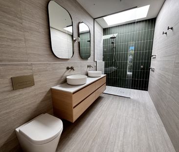 Simply the best - Photo 1