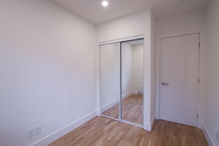 4390 Grand Boulevard - Photo 3