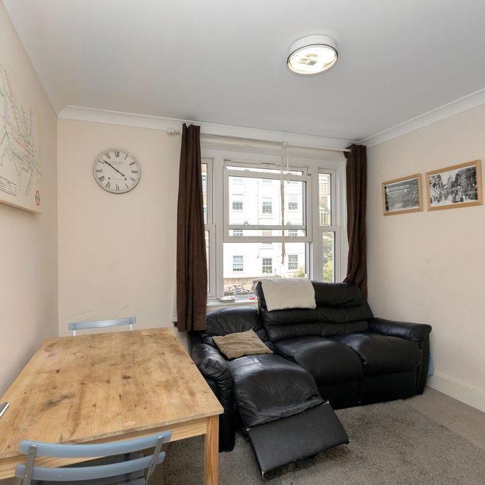 3 bedroom apartment to rent - Photo 1