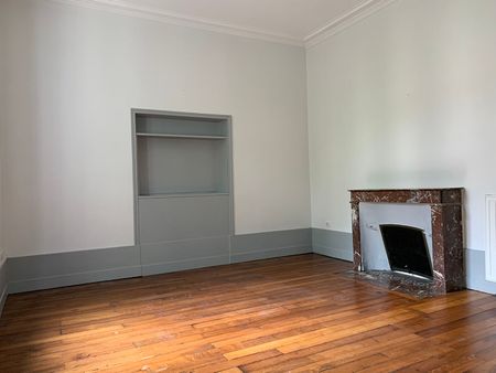 Location Appartement 3 pièces 87m² - Photo 2