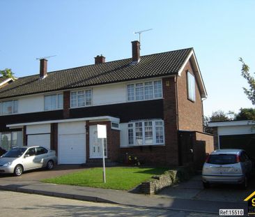 3 bedroom semi-detached house to rent - Photo 4