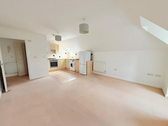 Edwin Court, Farnborough - 1 bedroomProperty for lettings - Seymours - Photo 1