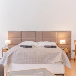 62,06 m² 4-Zimmer-Wohnung mit 3 Schlafzimmern und Wohnzimmer im Erdgeschoss - 1150 Wien - ab 5. Oktober für 3 Monate zu vermieten - Photo 1