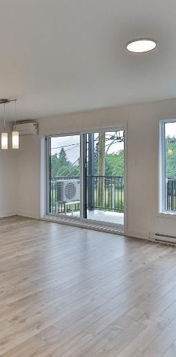 PROMO - APPARTEMENT 4½ À ST-LIN-LAURENTIDES - 1ER AOÛT - Photo 1