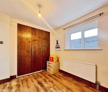 Teviot Avenue, Aveley, Aveley, RM15 - Photo 2