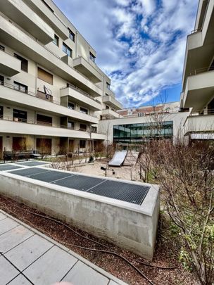 Neuwertige 2-Zimmer Wohnung mit hochwertiger Ausstattung & großem Balkon - Photo 1