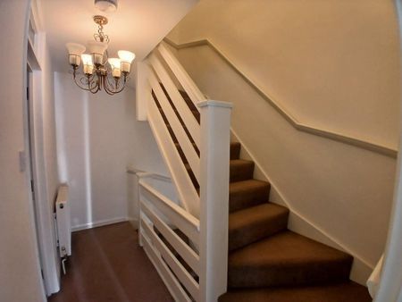 3 bedroom townhouse to rent - Photo 3