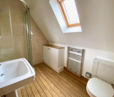 4 bedroom detached house to rent - Photo 6