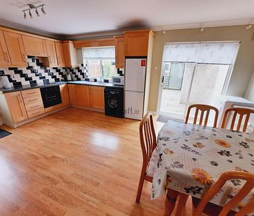 House to rent in Kildare, Coolearagh, Cois Na Mona - Photo 1