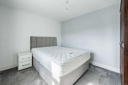 Prince Of Wales Road, Norwich - Photo 4