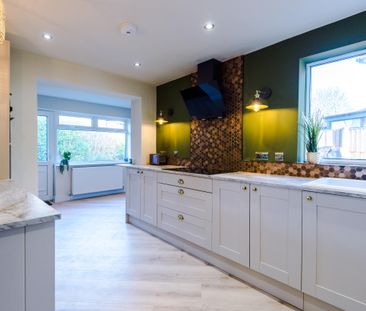 UK Award Winning, exceptionally high standard, design-led, immacula... - Photo 4