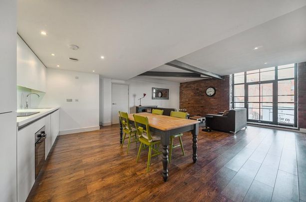 2 bedroom flat to rent - Photo 1