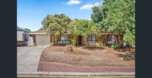 Spacious Family Villa - Photo 1