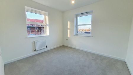 3 bedroom detached house to rent - Photo 5