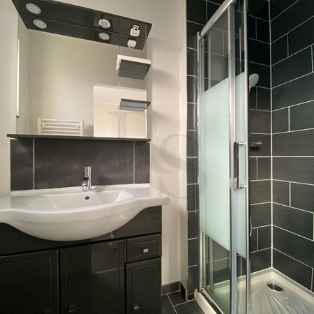 Condé sur Noireau, - Photo 4