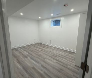 For Lease - 132 Meadowbank Road, Toronto, Ontario - Photo 1