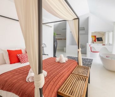 Penthouse in The Golden Mile - Photo 1