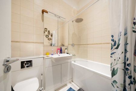 Sheringham Road, Islington, N7 - Photo 5