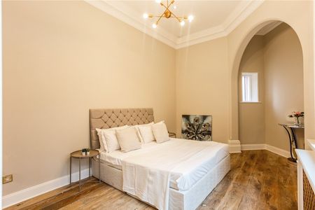 Sloane Gardens, Chelsea, SW1W flat to rent - Photo 5