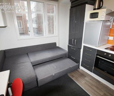 Studio to rent - Photo 2