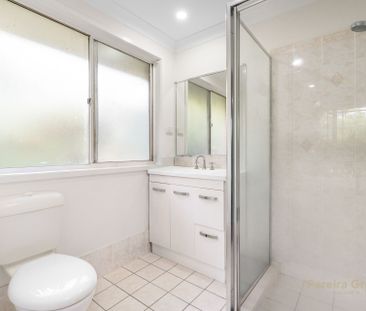 A Perfectly Positioned Family Home! - Photo 6