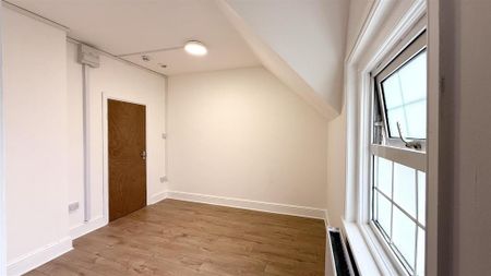 House share to rent - Photo 2