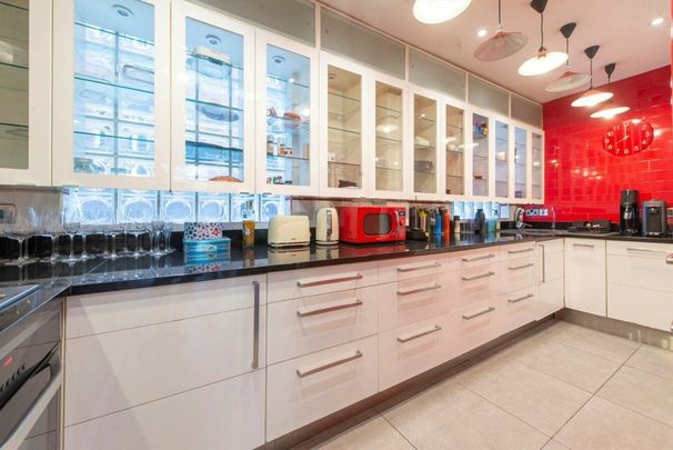 Dallington Square, Clerkenwell, EC1V - Photo 1
