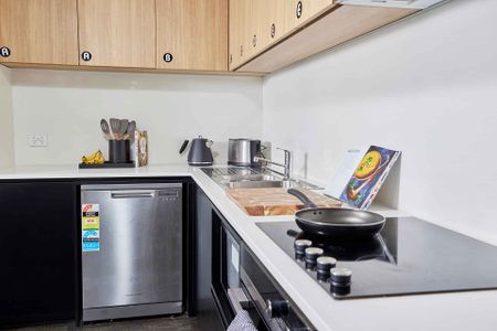 4 Bedroom Ensuite, King Single Bed - Photo 3