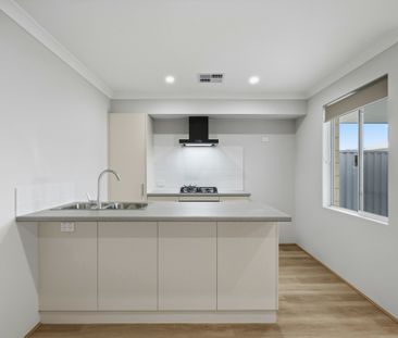 Brand New Two Bedroom Dual Living Property! - Photo 4