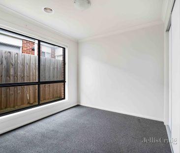 13 Mia Street, Alfredton - Photo 5