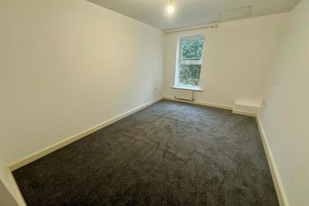 1 Bed Flat, Southampton, SO15 - Photo 3