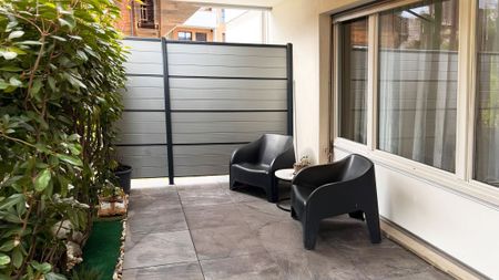 FOR RENT BEAUTIFUL 3.5 ROOM APARTMENT IN MONTHEY - Photo 2