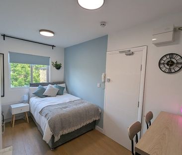 Studio Flat, Askew Road, W12 - Photo 6