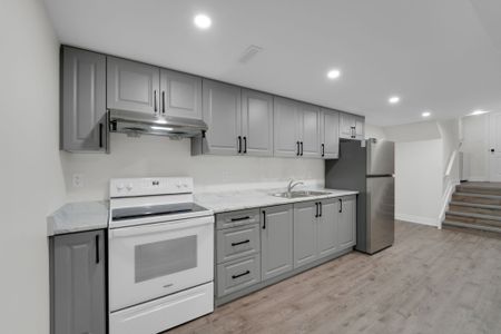 For Lease - 6862 Darcel Avenue Unit# LOWER, Mississauga, Ontario - Photo 3