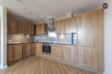 Flanders Court, 12-14 St Albans Road, Watford, WD17 - Photo 2