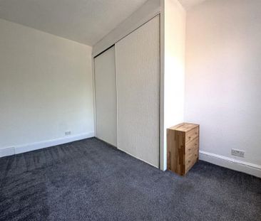 2 Bedroom Terraced To Let - Photo 6