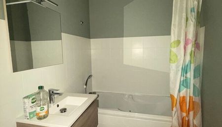 Appartement 2 pièces 23m2 REIMS 595 euros - Photo 4