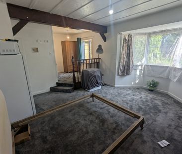 Room in a Shared House, Macarthur Terrace, SE7 - Photo 4