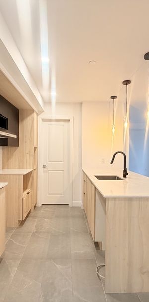4 1/2 Moderne En PROMO à Ste-Foy - Photo 1
