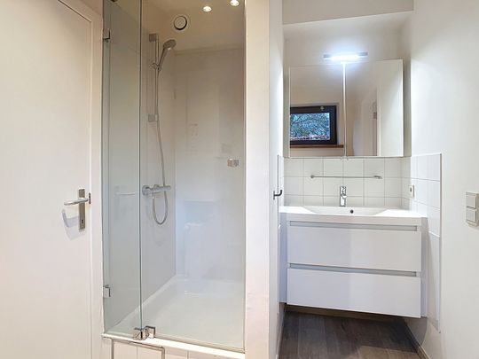 Volledig gerenoveerd 1 slaapkamer appartement op top locatie! - Photo 1