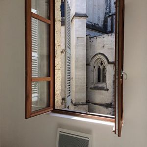 A LOUER AVIGNON INTRAMUROS (84000) : charmant T2 non meublé- 31.15m2, - Photo 2