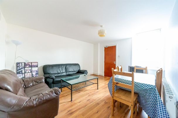 6 bed maisonette to rent in Doncaster Road, Sandyford, NE2 - Photo 1